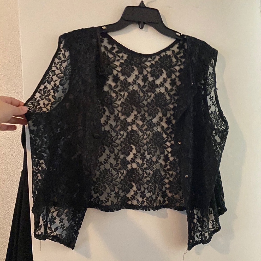 Throw on  see-through mini cardigan